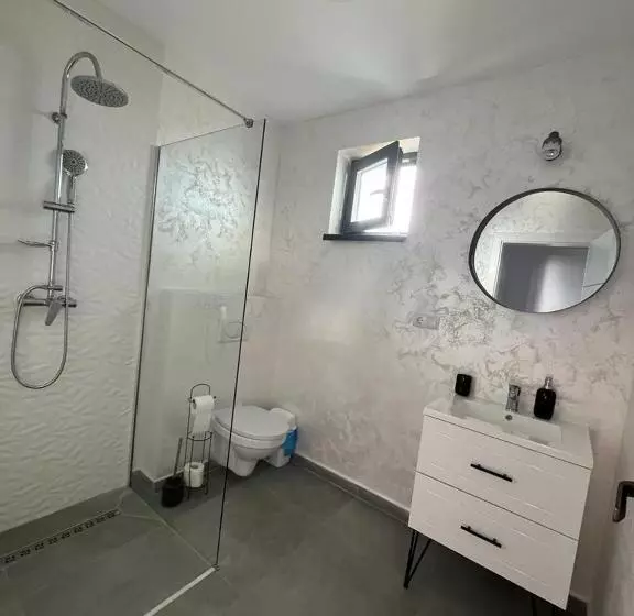 پانسیون Casa Lucia