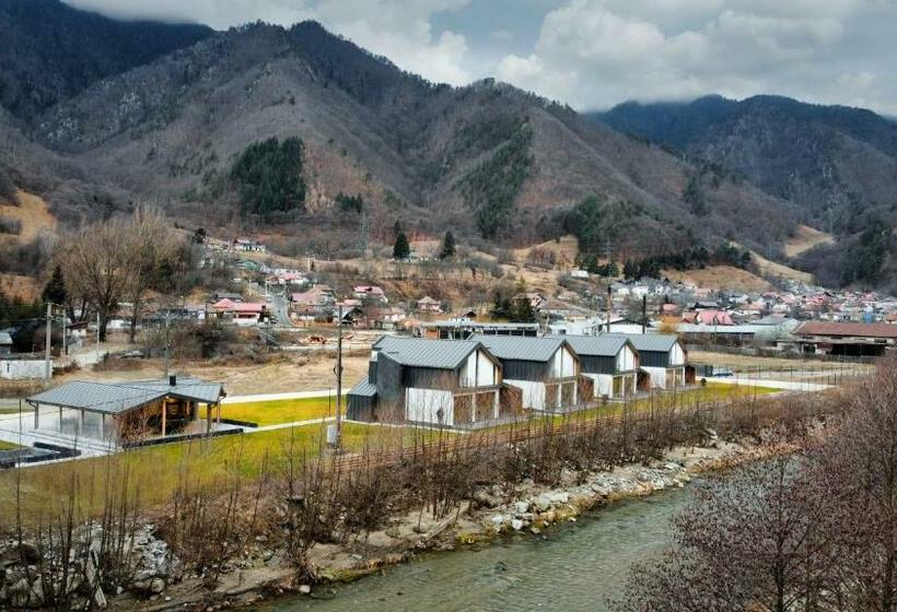 Resort Complex Lunlo Village