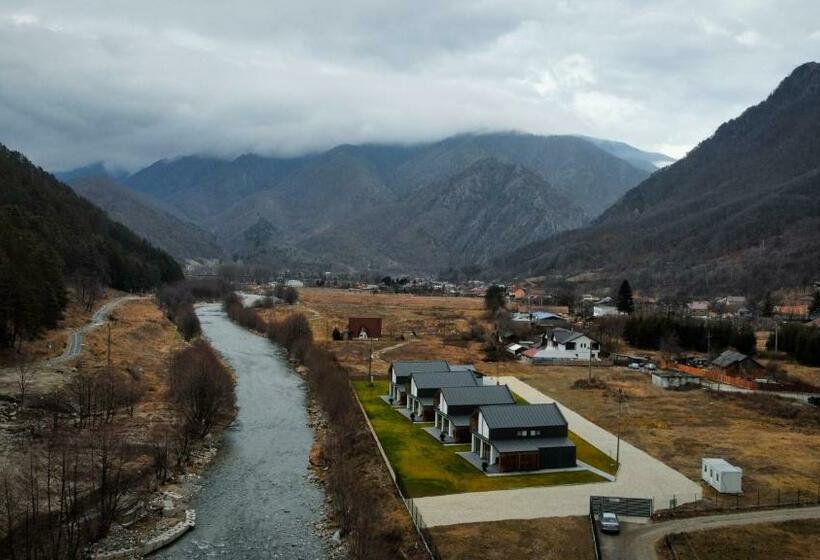 Resort Complex Lunlo Village