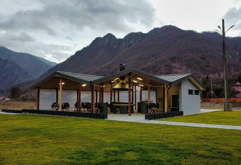 Resort Complex Lunlo Village