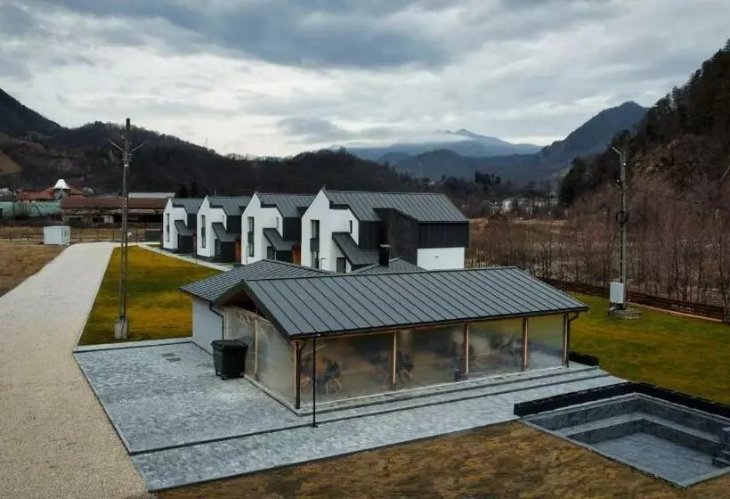 Lomakeskus Complex Lunlo Village