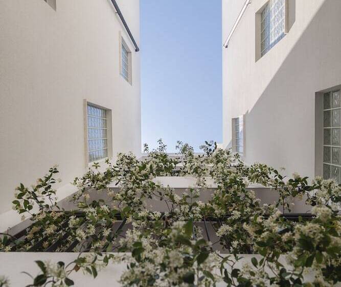 Alinea Urban Saripolou Square