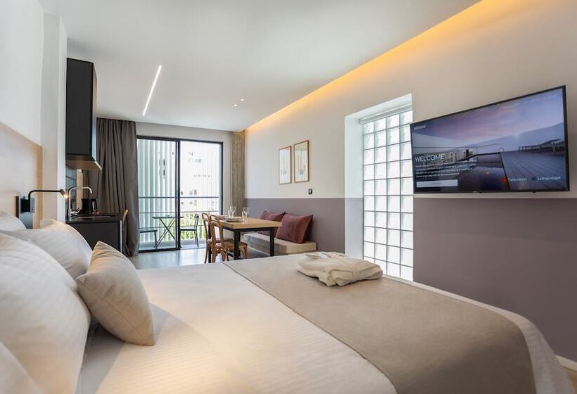 Alinea Urban Saripolou Square