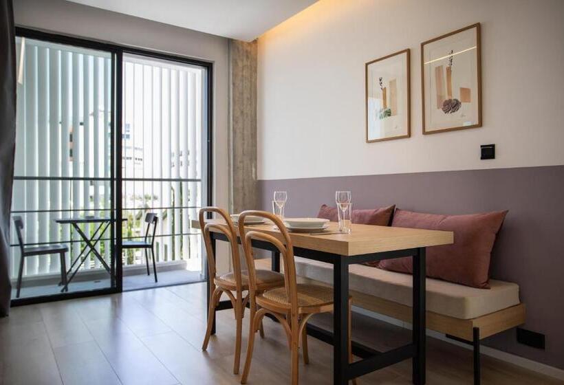 Alinea Urban Saripolou Square