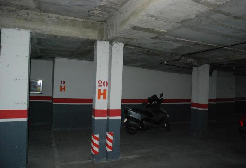 Apartahotel Fc Catedral