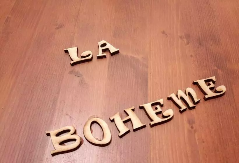 Aamiaismajoitus (B&B) Le Logis Des 3 Coeurs Chambre La Bohème