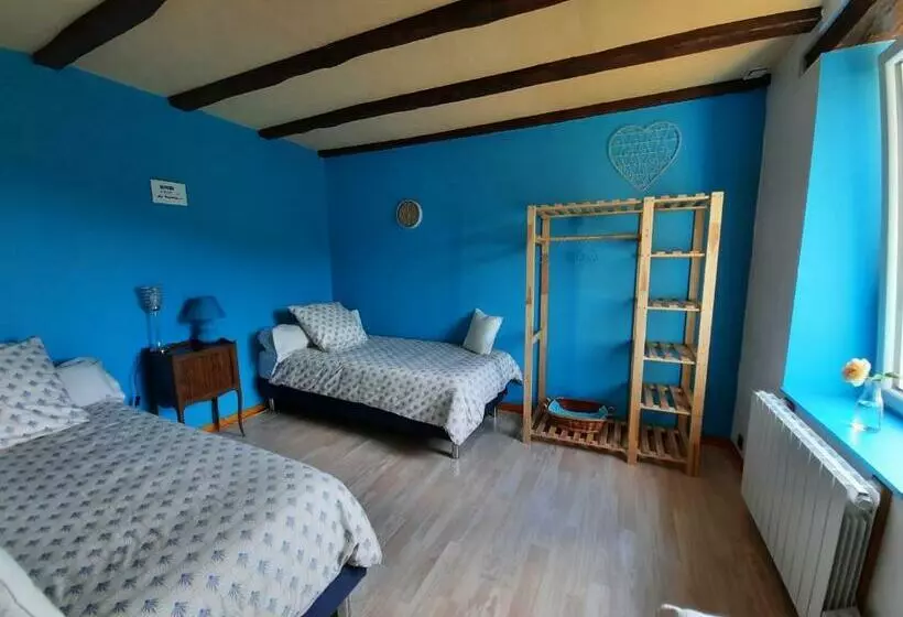 Aamiaismajoitus (B&B) Le Logis Des 3 Coeurs Chambre La Bohème