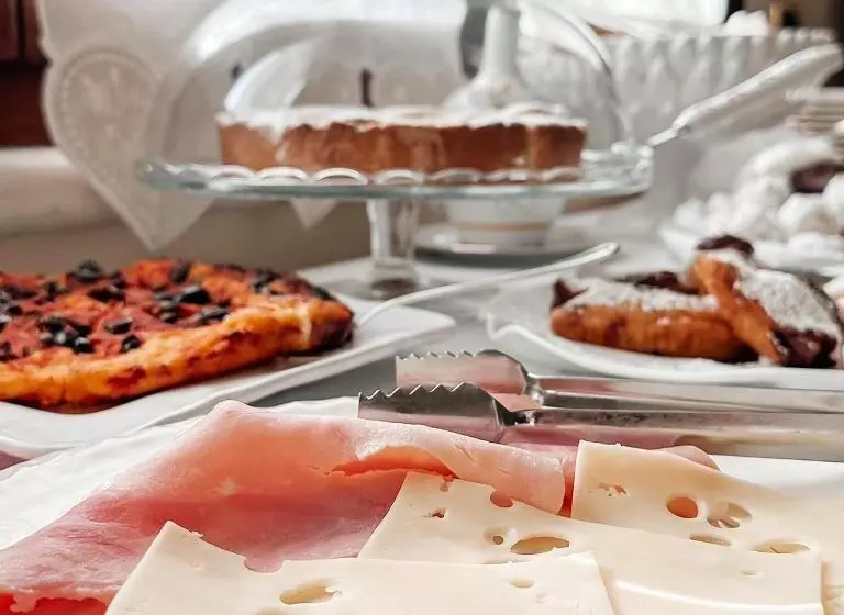 Aamiaismajoitus (B&B) Villa Mariella