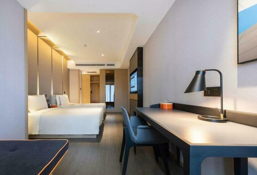 호텔 Atour  Ji‘nan Quancheng Square Kuanhou Lane