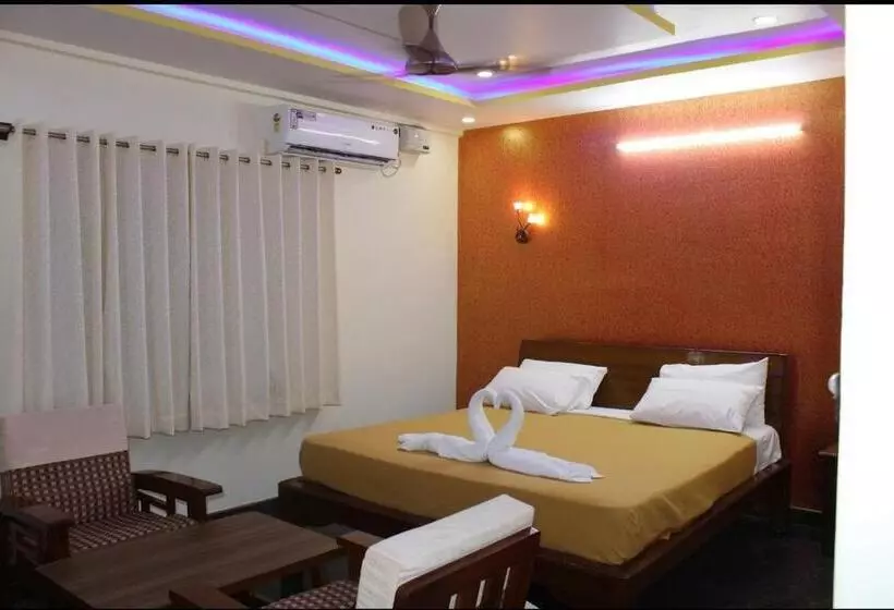 Hotelli Golden Pride