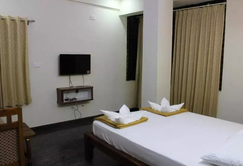 Hotelli Golden Pride