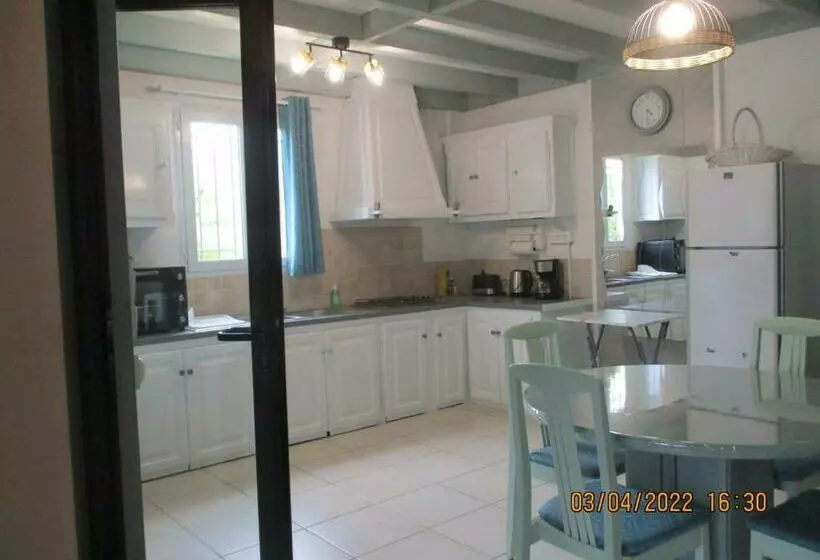 Kapselihotelli Le Pijolin