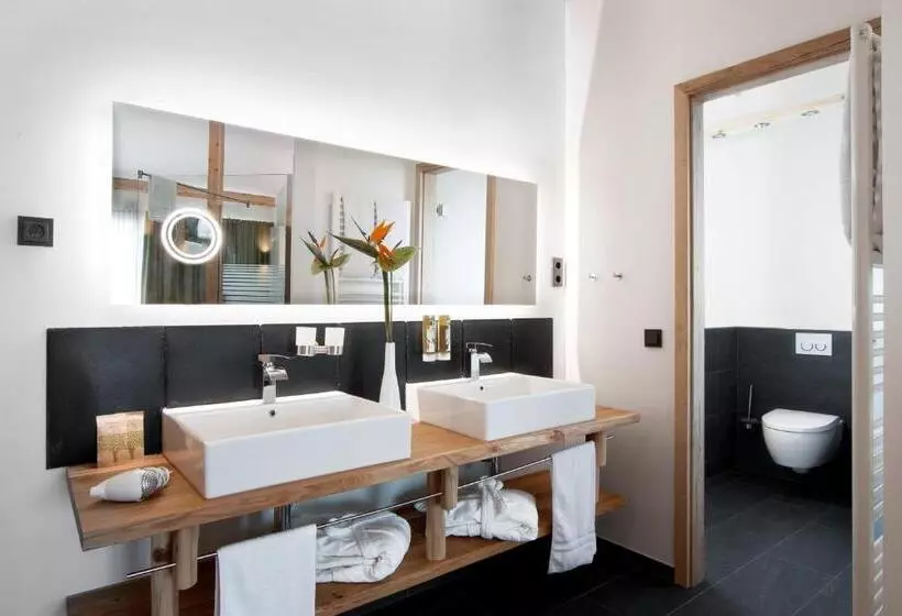 Hotelli Landhaus Grum