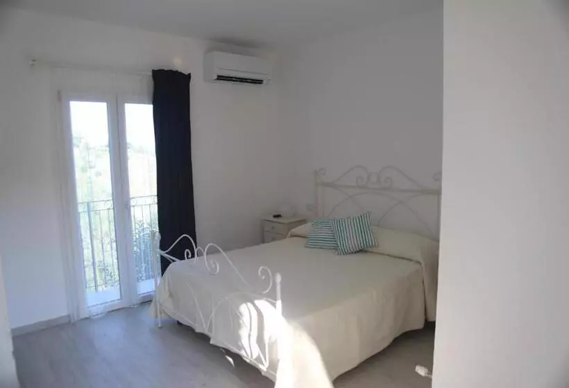 Aamiaismajoitus (B&B) Il Gelso Country House