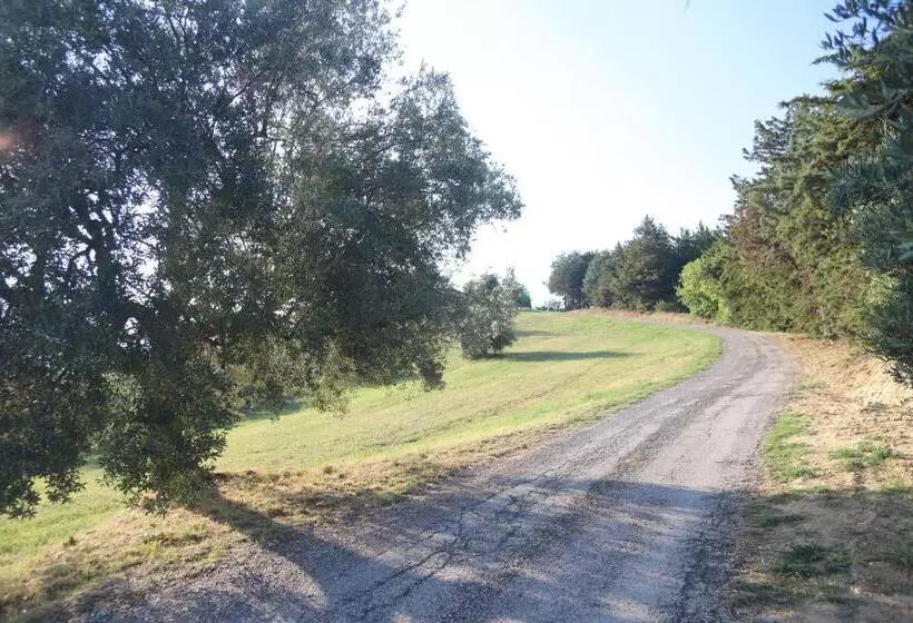 Aamiaismajoitus (B&B) Il Gelso Country House