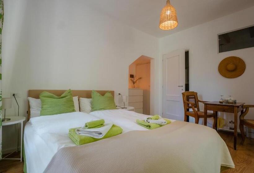 צימר Villa Monte Bianco