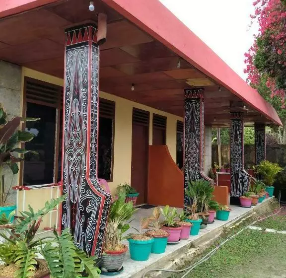 ホテル Olibert Parapat Ajibata Mitra Reddoorz