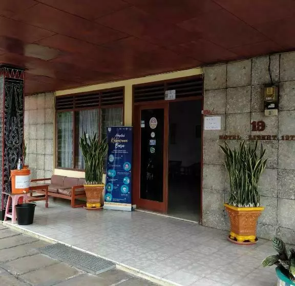 ホテル Olibert Parapat Ajibata Mitra Reddoorz