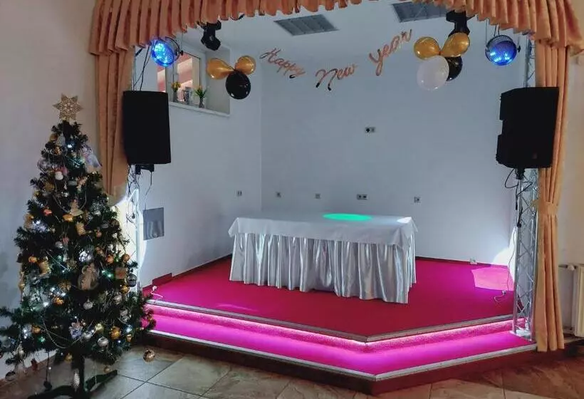 Majatalo Agrohotel Tri Brezy