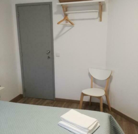 بنسيون Baixinho Guest House