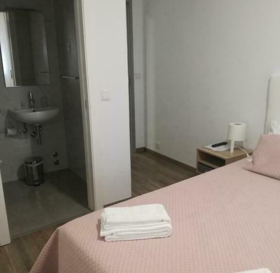 بنسيون Baixinho Guest House