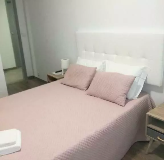 ペンション Baixinho Guest House