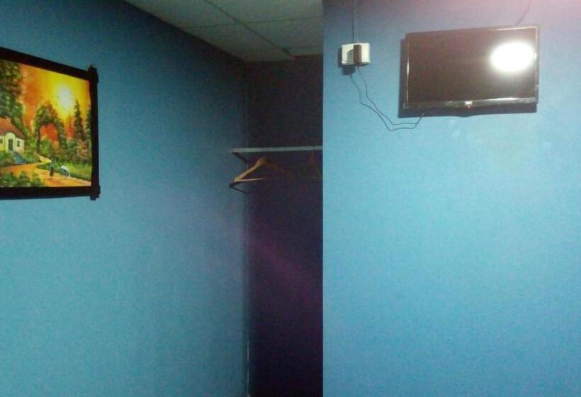 펜션 Hospedaje Tirol Lodging Spa