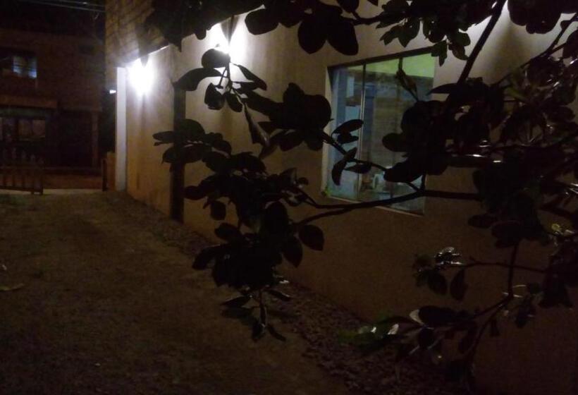 펜션 Hospedaje Tirol Lodging Spa