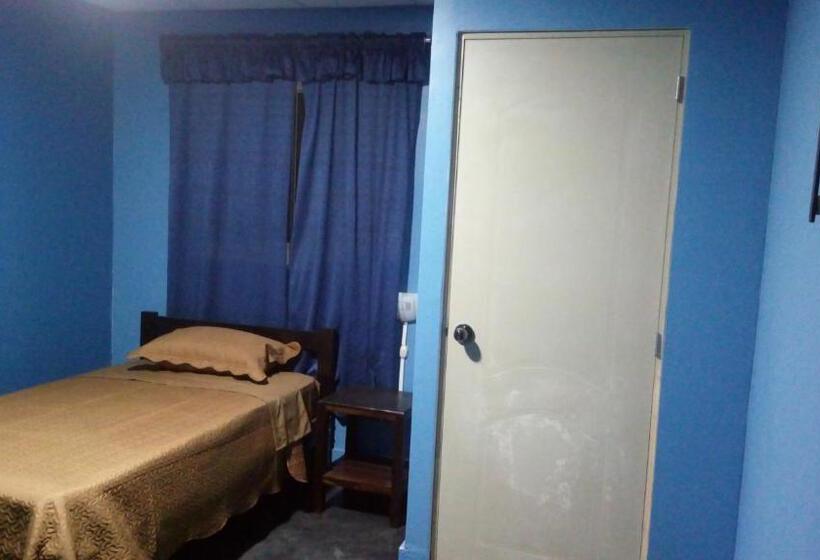 펜션 Hospedaje Tirol Lodging Spa