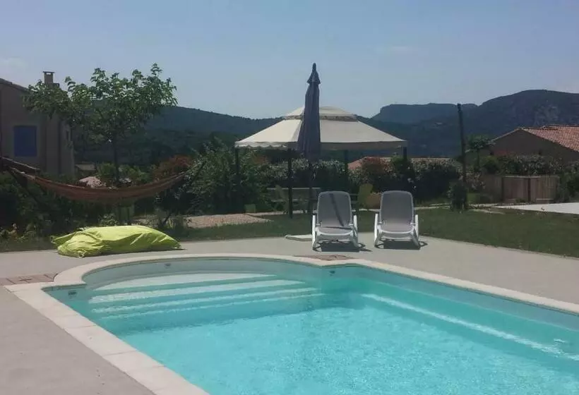 ペンション Le Petit Ventoux