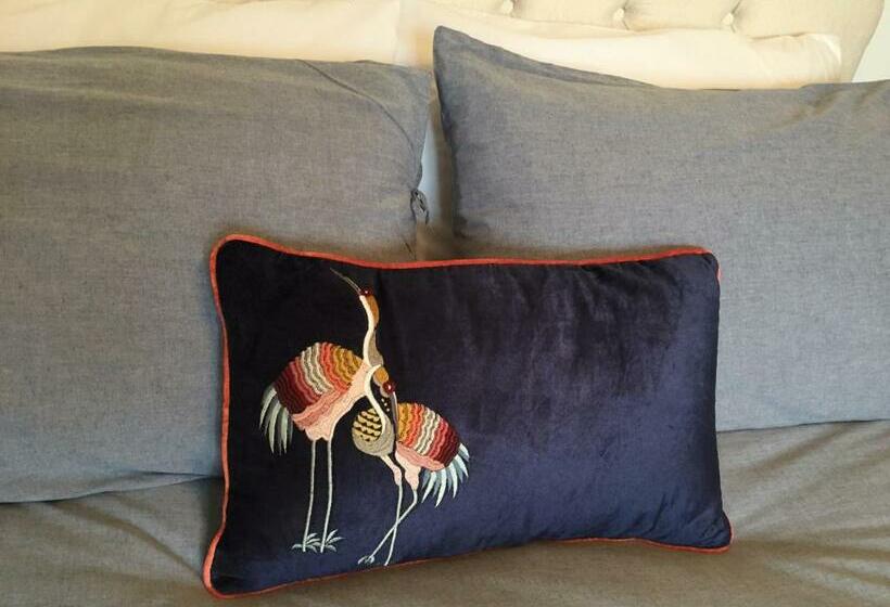 민박 Barons Granary