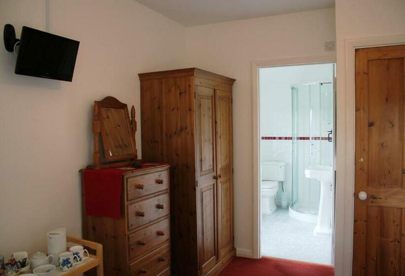 Bed and Breakfast Coombe Farmhouse