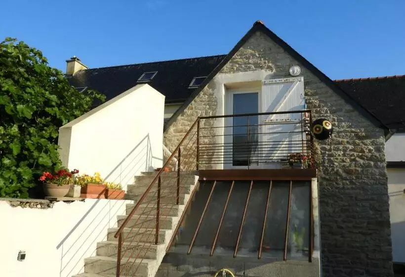 Aamiaismajoitus (B&B) Les Volets Bleus