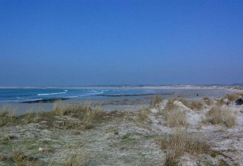 مبيت وإفطار Les Volets Bleus