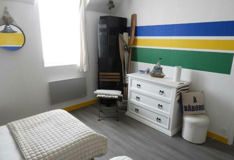 مبيت وإفطار Les Volets Bleus