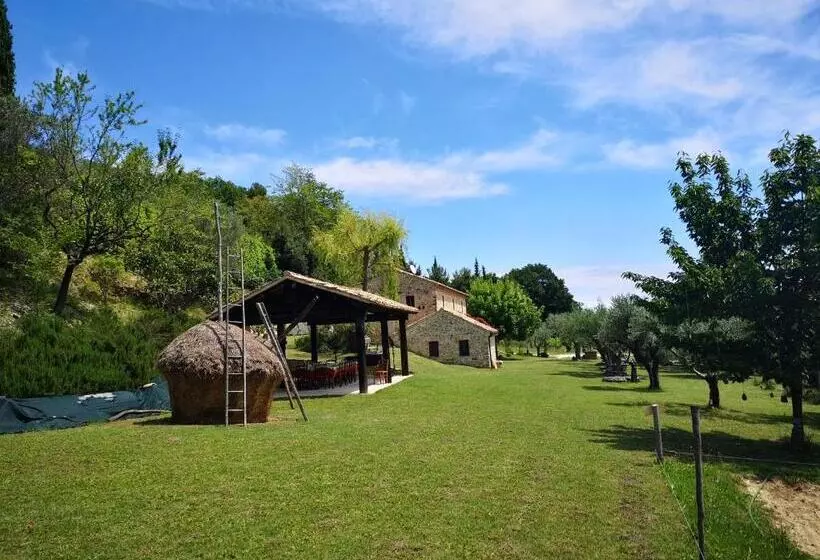 هتل Pietra Antica Agriturismo