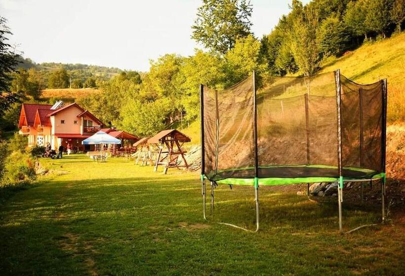 بنسيون Casa Cu Muscate