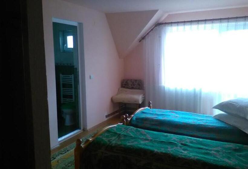 بنسيون Casa Cu Muscate