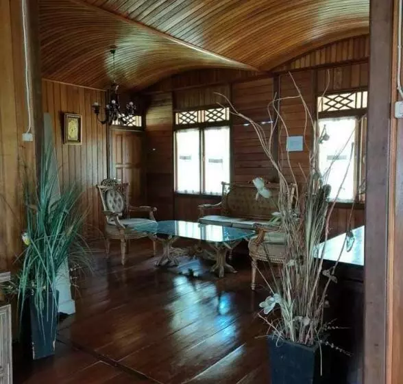 The Kulawi Villa & Resort