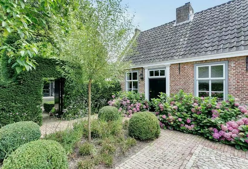 B&b Van Gogh Cottage