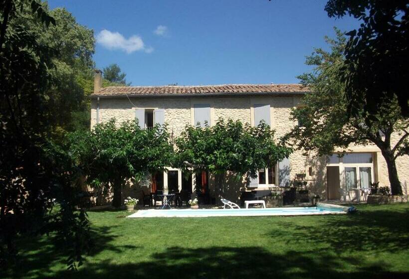 Bed and Breakfast Au Mas De Marie