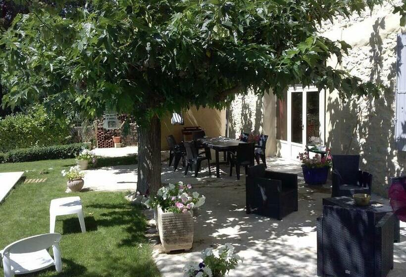 Bed and Breakfast Au Mas De Marie