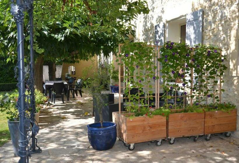 Bed and Breakfast Au Mas De Marie