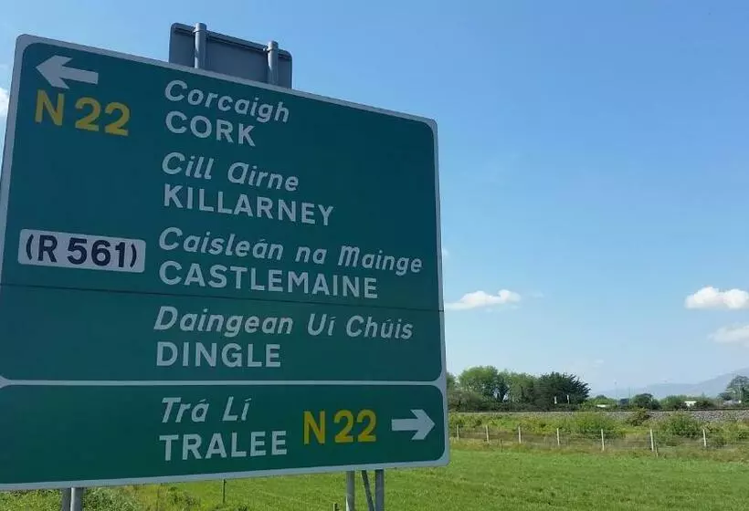 Aamiaismajoitus (B&B) Cloghan Lodge