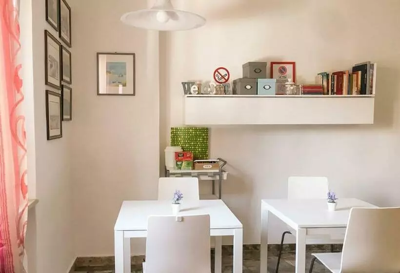 تختخواب و صبحانه Il Verde Pino