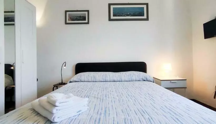 تختخواب و صبحانه Il Verde Pino