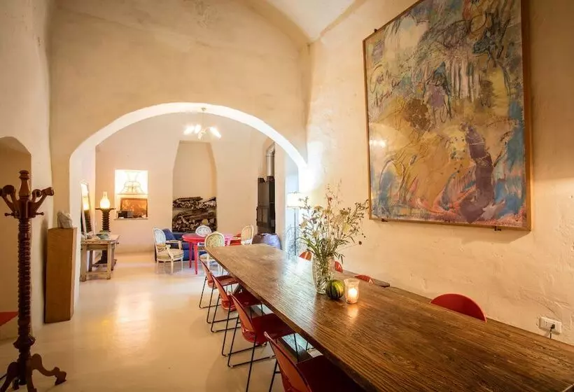 Majatalo Castle Xviii Near Sea