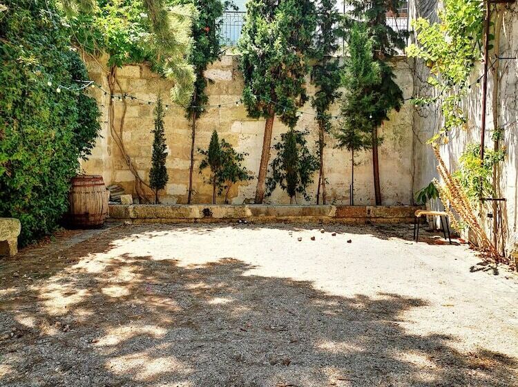 פנסיון Castle Xviii Near Sea