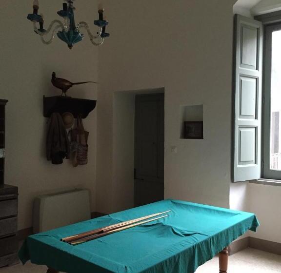 פנסיון Castle Xviii Near Sea