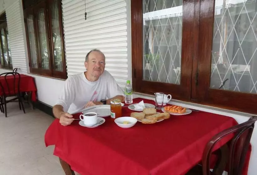 Majatalo Saranga Holiday Inn